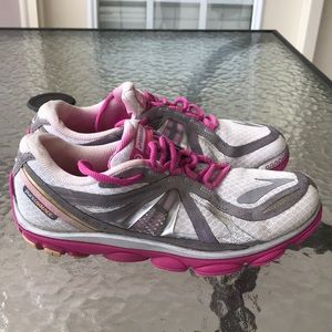 Brooks Pure Cadence Running Shoes